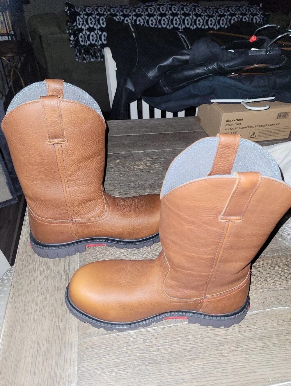 Rocky pull western